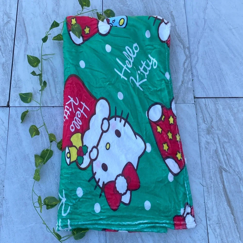 Hello Kitty Sanrio Christmas Holiday Plush Throw Blanket Winter Home Room Decor